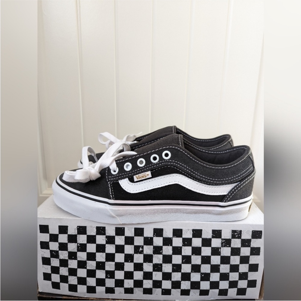 Chukka Low Skid Vans